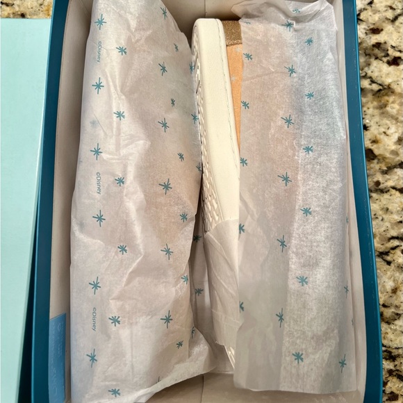 NIB SLEEPING BEAUTY - SIZE 7 - Picture 8 of 8